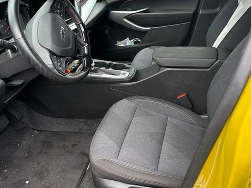Used 2024 Chevrolet Trax RS w/ Driver Confidence Package FWD image 5