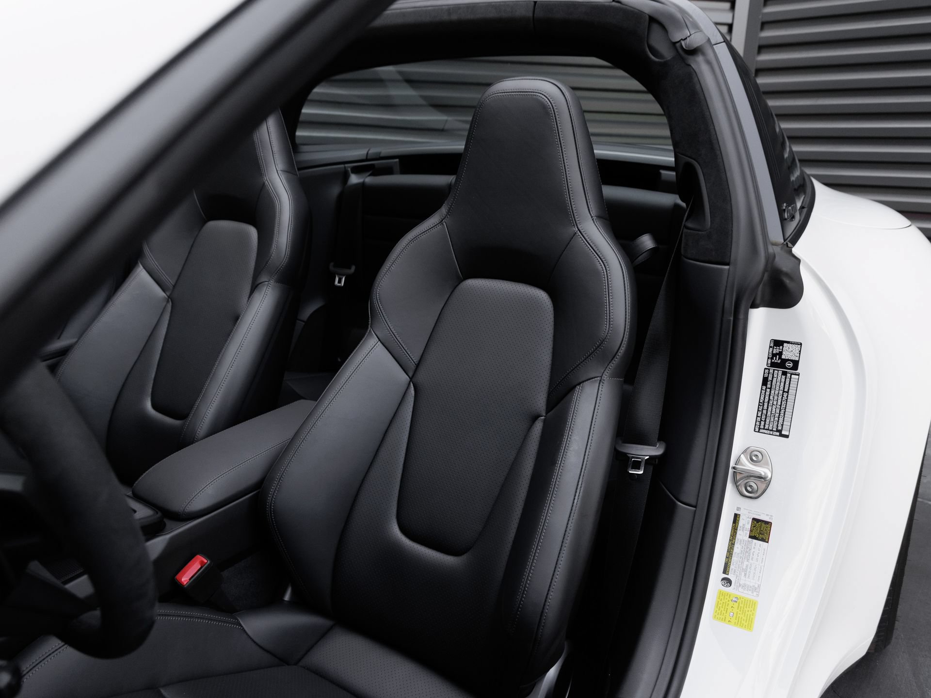 Certified 2026 Porsche 911 Targa 4 GTS AWD/4WD image 5