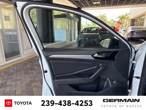 Used 2020 Volkswagen Jetta R-Line w/ R-Line Cold Weather Package FWD image 14