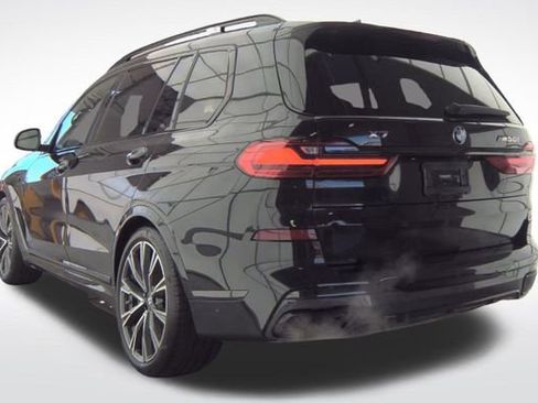 Used 2021 BMW X7 M50i w/ Executive Package image 7