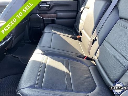 Used 2022 GMC Sierra 3500 Denali w/ Denali Ultimate Package image 18