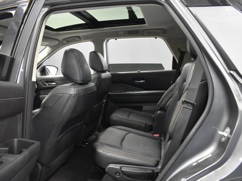 Certified 2024 Nissan Pathfinder SL w/ SL Premium Package AWD/4WD image 34