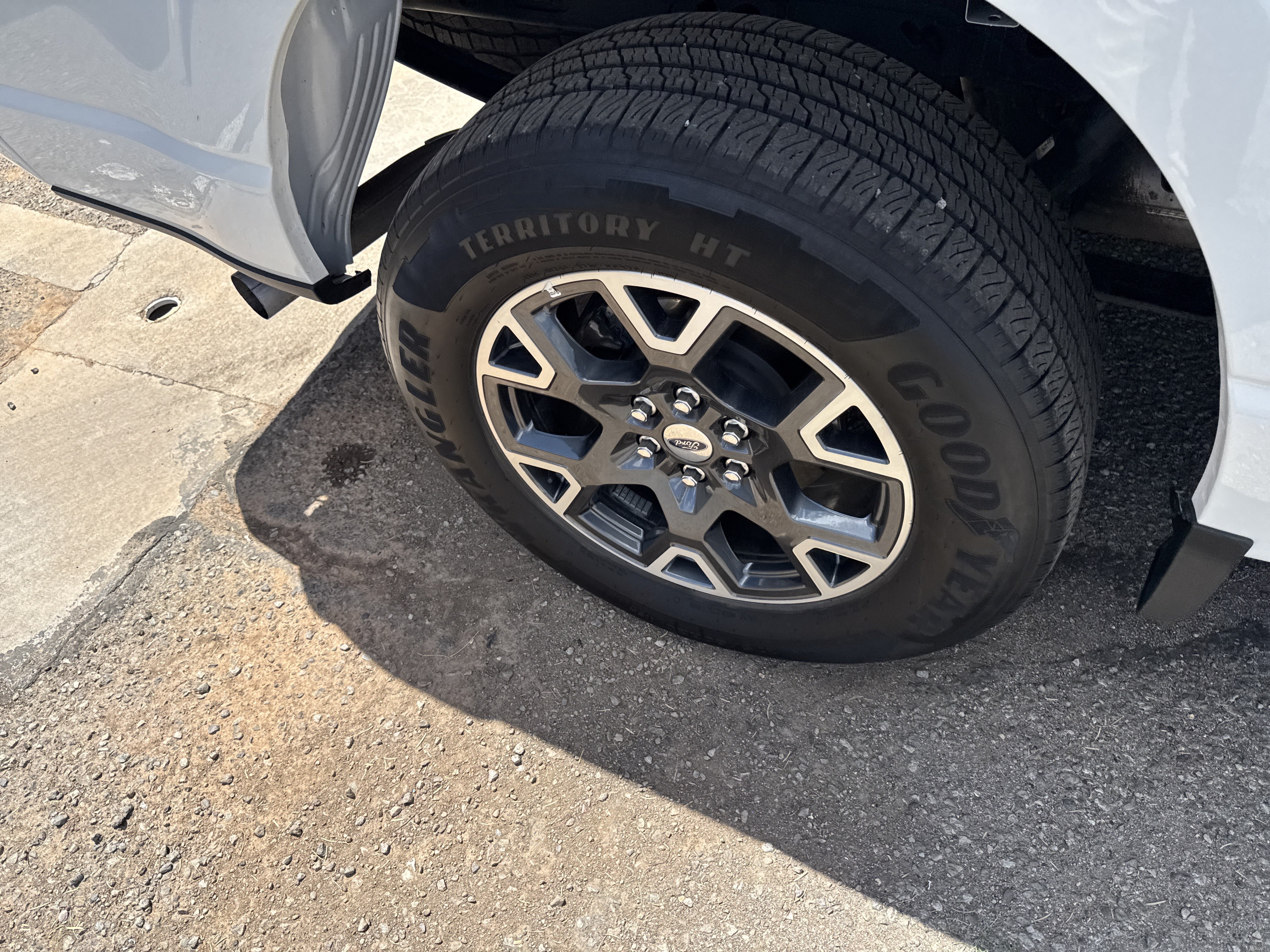 Used 2025 Ford F150 STX w/ Equipment Group 200A RWD image 9