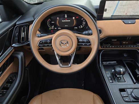 Certified 2025 MAZDA CX-70 3.3 Turbo S w/ Premium Plus image 16