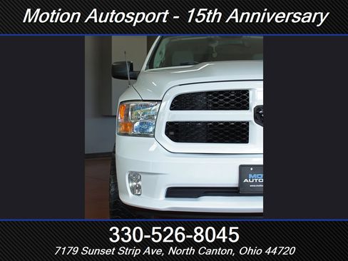 Used 2017 RAM 1500 Express AWD/4WD image 4