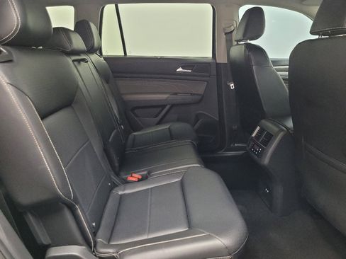 Used 2021 Volkswagen Atlas SE FWD image 19