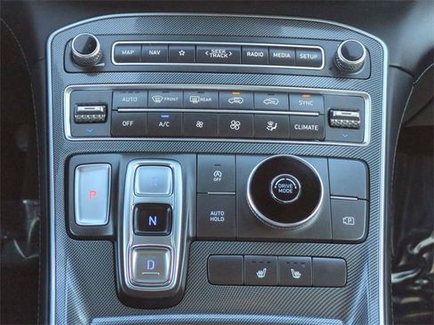 Used 2023 Hyundai Santa Fe SEL w/ Premium Package image 19
