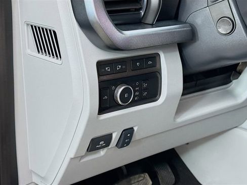 Used 2024 Ford F250 Limited w/ FX4 Off-Road Package image 10