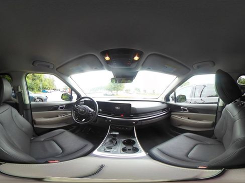 Used 2026 Kia Carnival FWD image 40