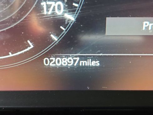 Used 2023 Land Rover Range Rover Velar R-Dynamic S AWD/4WD image 21