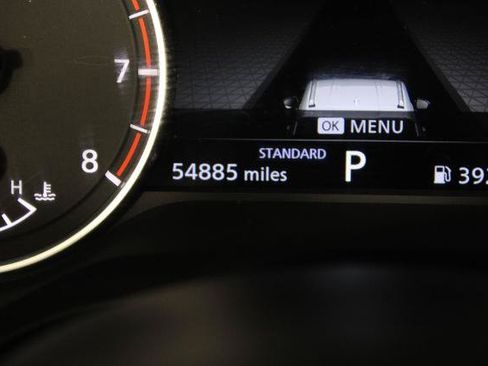Certified 2024 Nissan Rogue SV FWD image 29