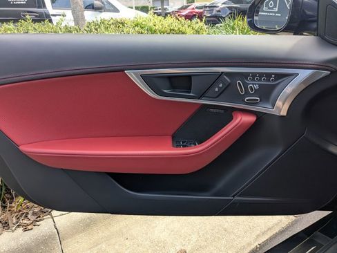Used 2023 Jaguar F-TYPE Coupe RWD image 14