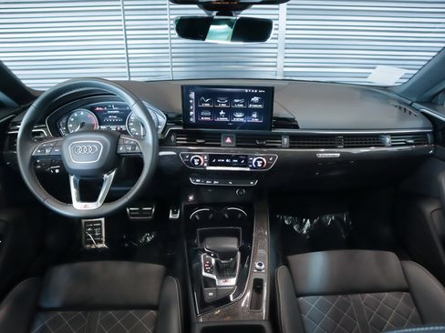 Used 2024 Audi S5 Premium w/ Convenience Package image 10