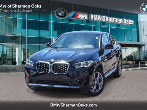 Used 2023 BMW X4 xDrive30i w/ Convenience Package AWD/4WD image 1