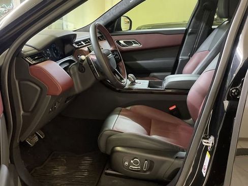 Used 2026 Land Rover Range Rover Velar Autobiography image 2