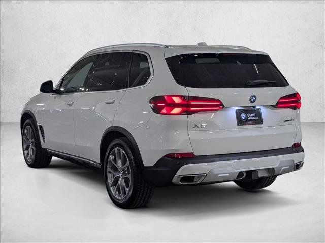 Used 2026 BMW X5 xDrive50e w/ Premium Package AWD/4WD image 8
