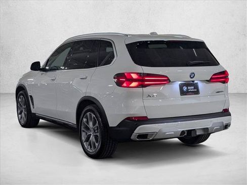 Used 2026 BMW X5 xDrive50e w/ Premium Package AWD/4WD image 8
