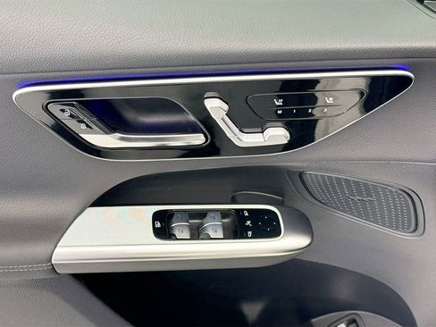 Certified 2026 Mercedes-Benz GLC 300 image 21