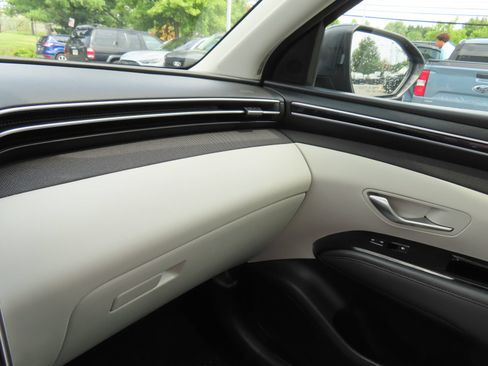 Used 2024 Hyundai Tucson Limited AWD/4WD image 23