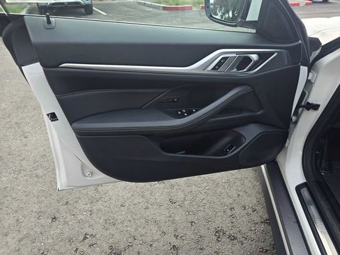 Used 2024 BMW i4 xDrive40i image 23
