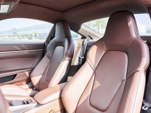 Used 2024 Porsche 911 Turbo S image 40