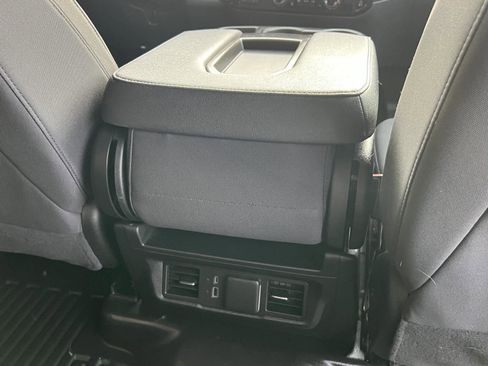 Used 2024 GMC Sierra 2500 SLE image 24