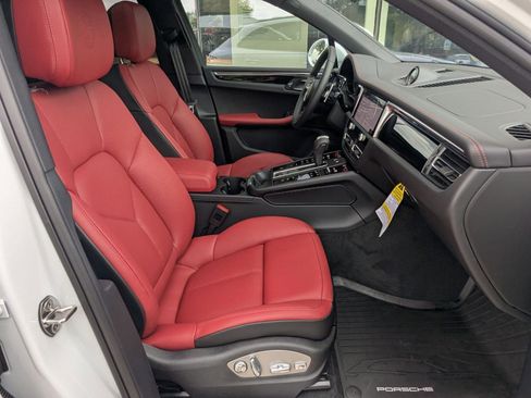 New 2026 Porsche Macan S AWD/4WD image 25