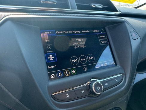 Used 2023 Chevrolet TrailBlazer RS image 24