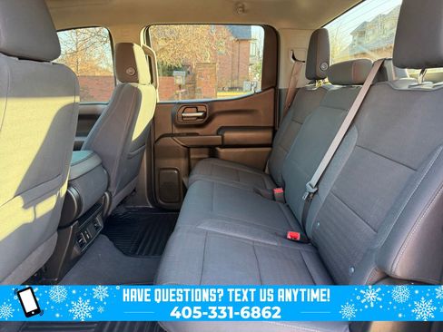 Used 2024 Chevrolet Silverado 1500 Custom w/ Dark Appearance Package image 20