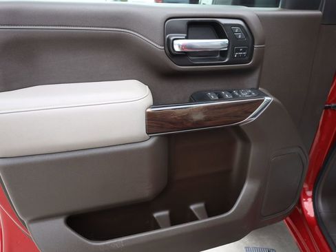 Used 2021 GMC Sierra 3500 SLT w/ SLT Convenience Package image 10