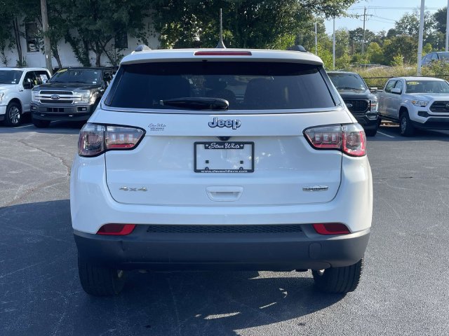 Used 2024 Jeep Compass Latitude AWD/4WD image 6