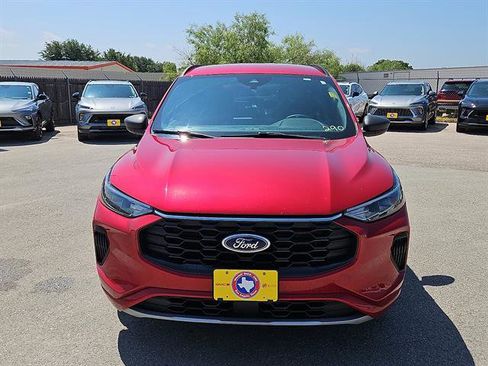 Used 2023 Ford Escape ST-Line w/ Tech Pack #1 FWD image 8