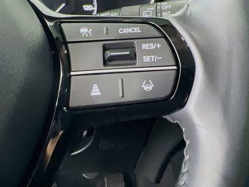 Used 2025 Honda CR-V EX-L image 18