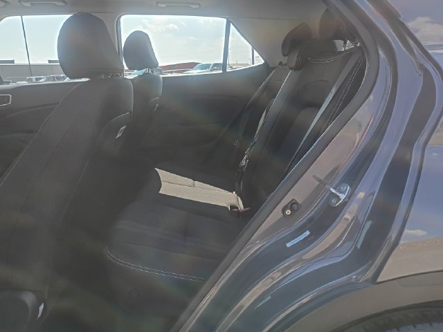 Used 2025 Hyundai Venue SEL FWD image 26