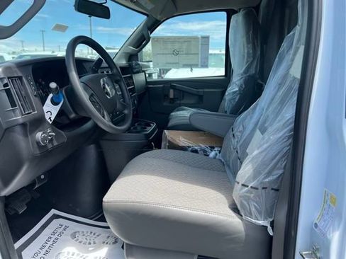 New 2025 Chevrolet Express 3500 w/ Power Convenience Package image 9