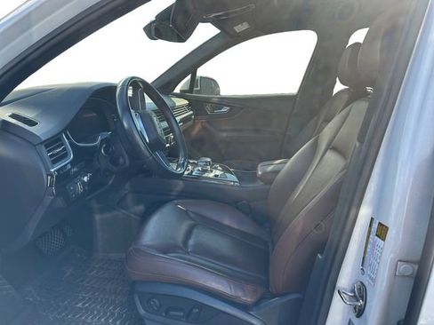 Used 2018 Audi Q7 3.0T Prestige image 4