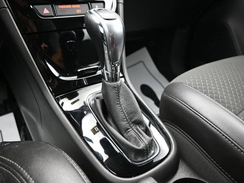 Used 2019 Buick Encore Preferred w/ Safety Package FWD image 22
