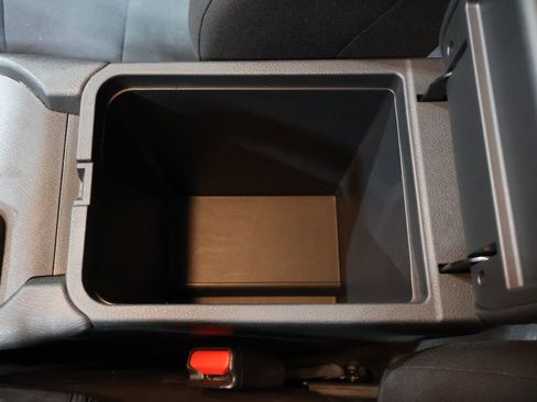 Used 2024 Nissan Sentra S image 31