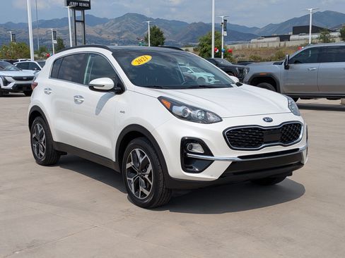 Used 2021 Kia Sportage EX w/ EX Technology Package AWD/4WD image 7