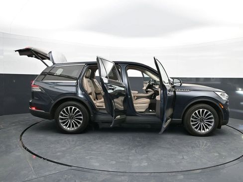 Used 2023 Lincoln Aviator Reserve w/ Equipment Group 201A AWD/4WD image 40