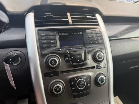 Used 2012 Ford Edge SE FWD image 28