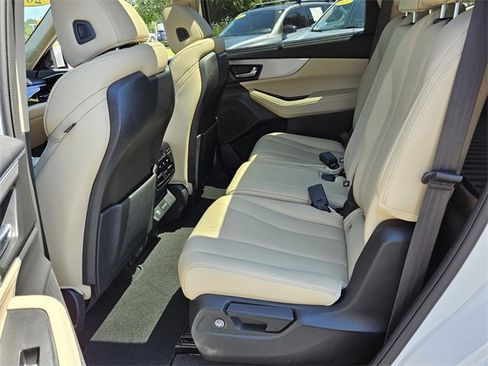 Certified 2023 Acura MDX FWD w/ Technology Package image 7