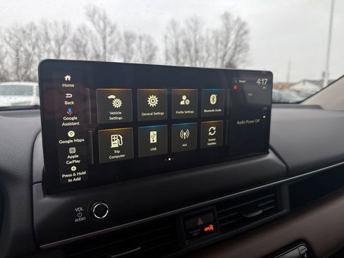 Used 2026 Honda Pilot Touring image 34