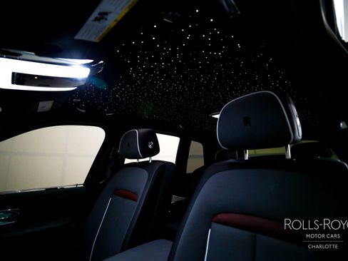 Certified 2025 Rolls-Royce Cullinan image 12