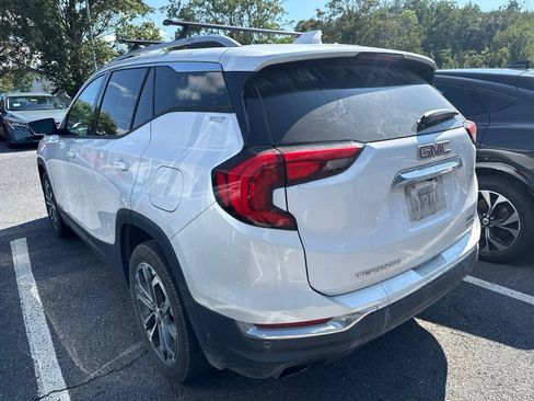 Used 2020 GMC Terrain SLT w/ Preferred Package AWD/4WD image 3