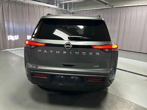Used 2025 Nissan Pathfinder SV AWD/4WD image 6