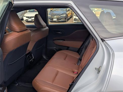 Used 2025 Toyota Crown Signia image 15