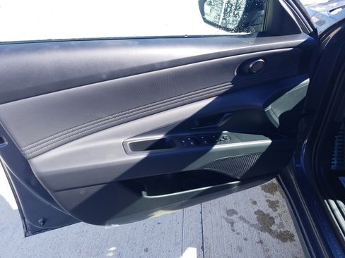 New 2026 Hyundai Elantra Sport image 9