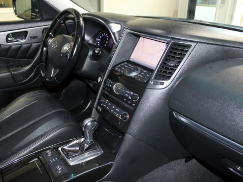 Used 2014 INFINITI QX70 2WD w/ Premium Package image 32