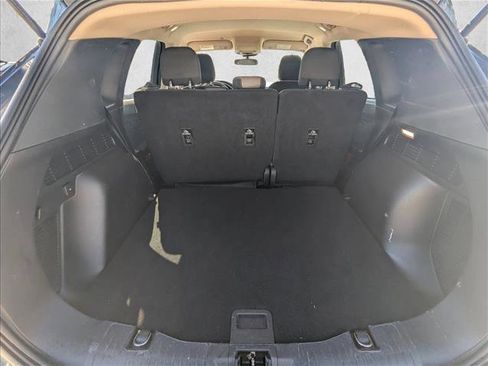 Used 2020 Ford Escape SE image 6